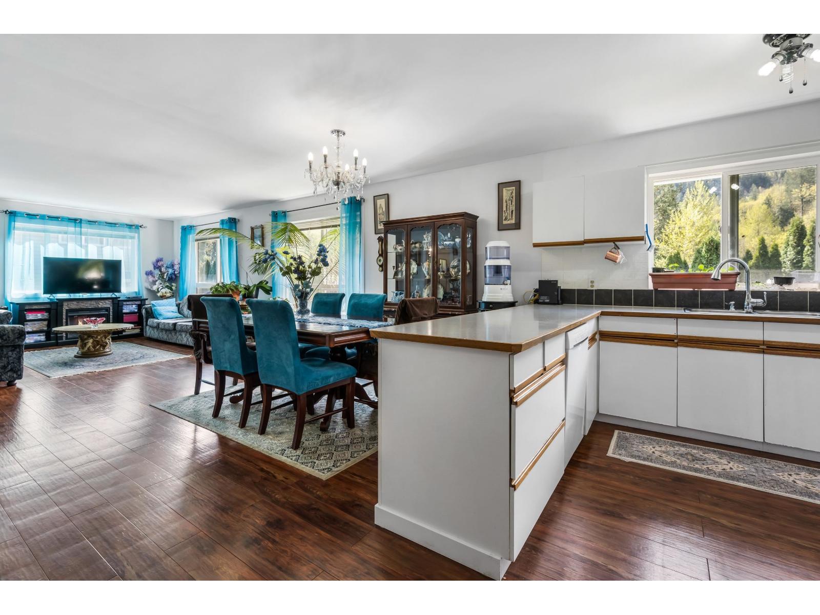 66506 Kawkawa Lake Road, Kawkawa Lake, Hope, British Columbia  V0X 1L1 - Photo 11 - R3113337