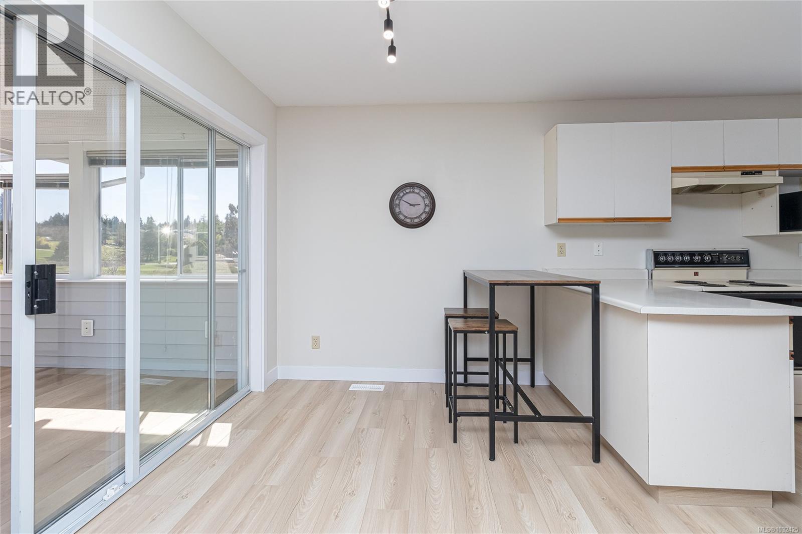 3720 Arbutus Dr N, Cobble Hill, British Columbia  V0R 1L1 - Photo 12 - 1032425