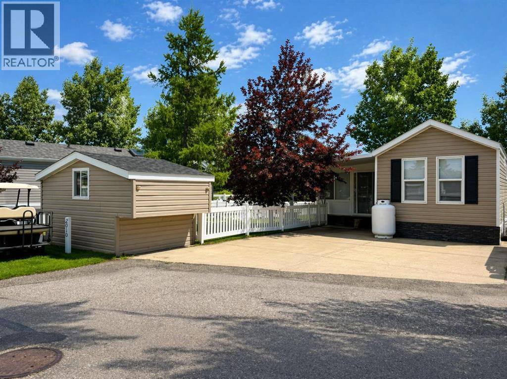 2010, 35468 Range Road 30, Rural Red Deer County, Alberta  T4G 0M3 - Photo 1 - A2302594