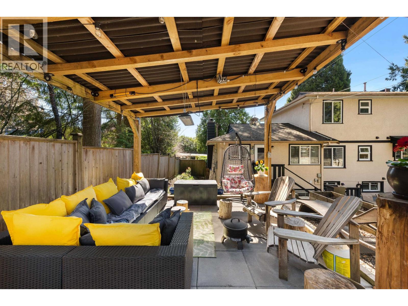 300 E 25th Street, North Vancouver, British Columbia  V7N 1A3 - Photo 25 - R3110888