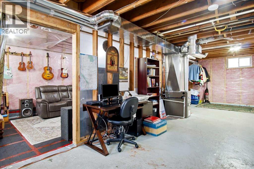 1122 Centre Street, Carstairs, Alberta  T0M 0N0 - Photo 19 - A2294697