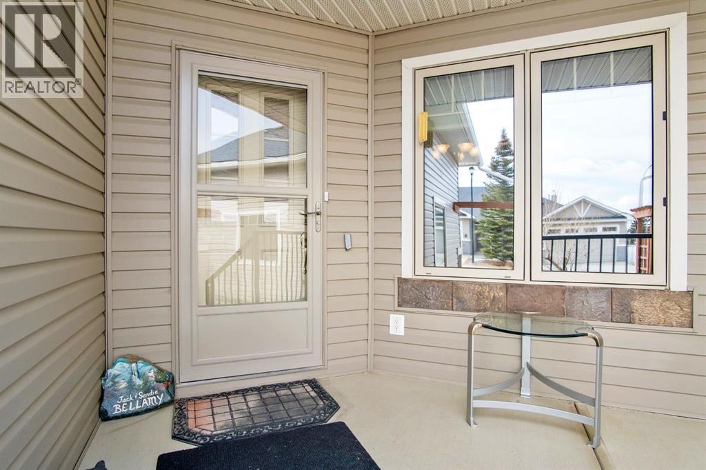 42 Stromsay Gate, Carstairs, Alberta  T0M 0N0 - Photo 4 - A2300093