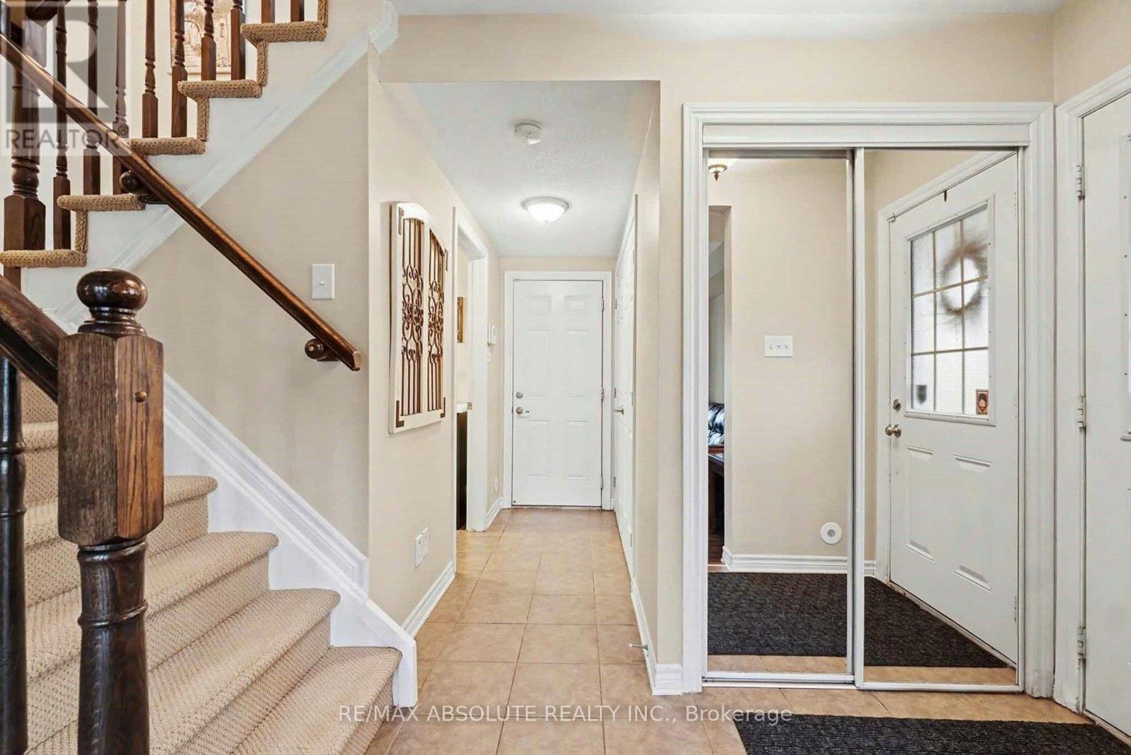 400 Santa Anna Lane, Ottawa, Ontario  K2S 0M1 - Photo 5 - X13022442