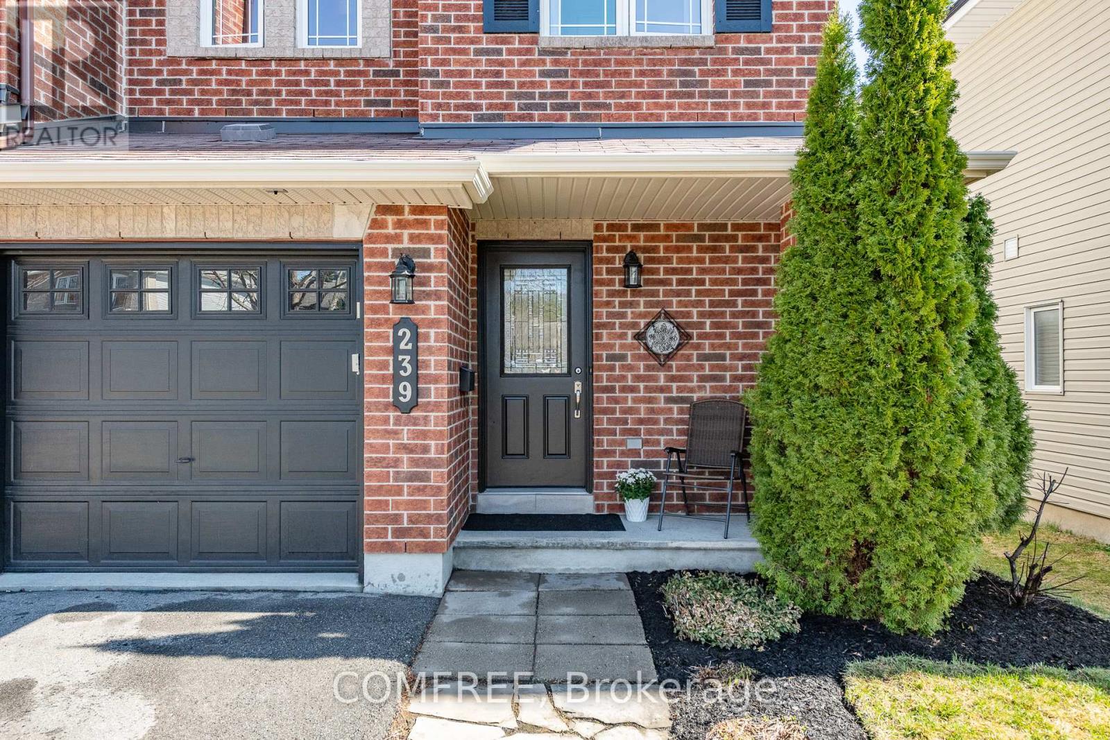 239 Hunterbrook Street, Ottawa, Ontario  K2K 0E5 - Photo 4 - X13022470