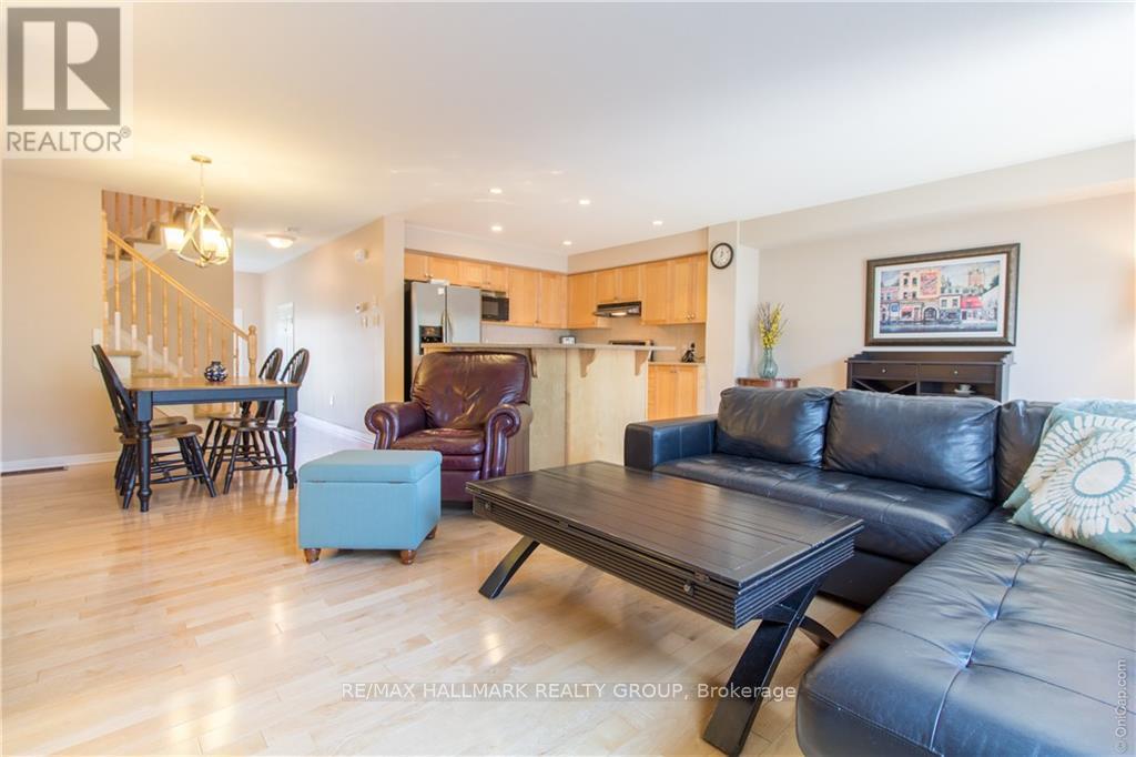 510 Fordell Avenue W, Ottawa, Ontario  K2W 0B3 - Photo 7 - X13022498