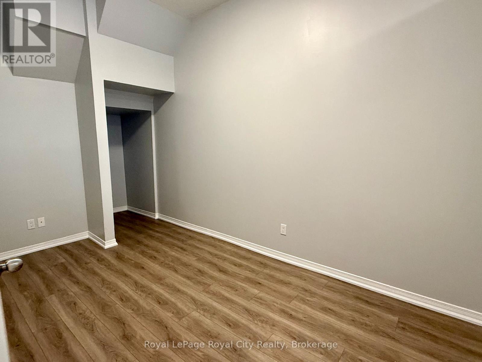 1 - 116 Wyndham Street N, Guelph, Ontario  N1H 4E8 - Photo 10 - X12999172