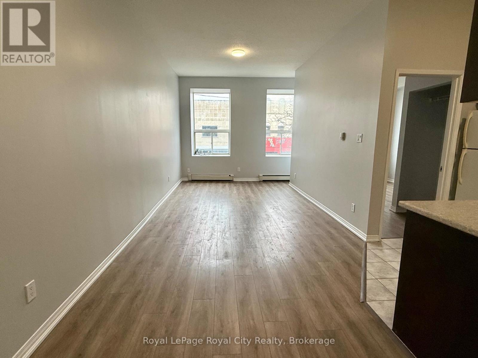 1 - 116 Wyndham Street N, Guelph, Ontario  N1H 4E8 - Photo 4 - X12999172