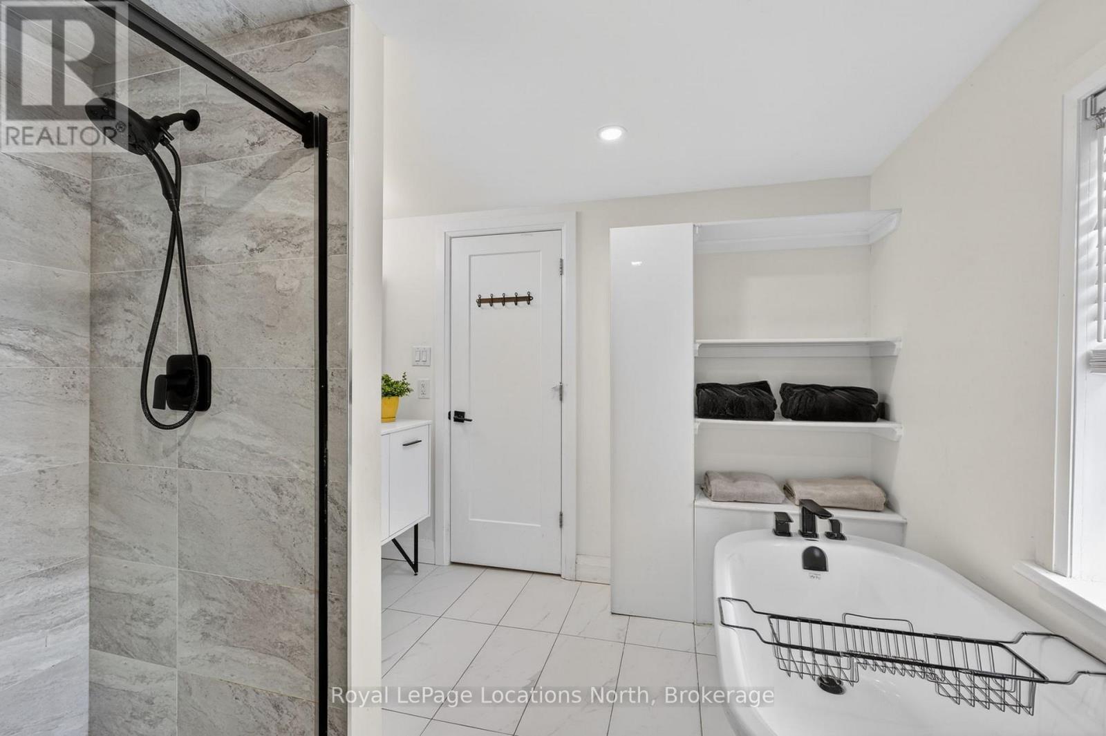 363 & 361 Cedar Street, Collingwood, Ontario  L9Y 3B2 - Photo 19 - S13022370