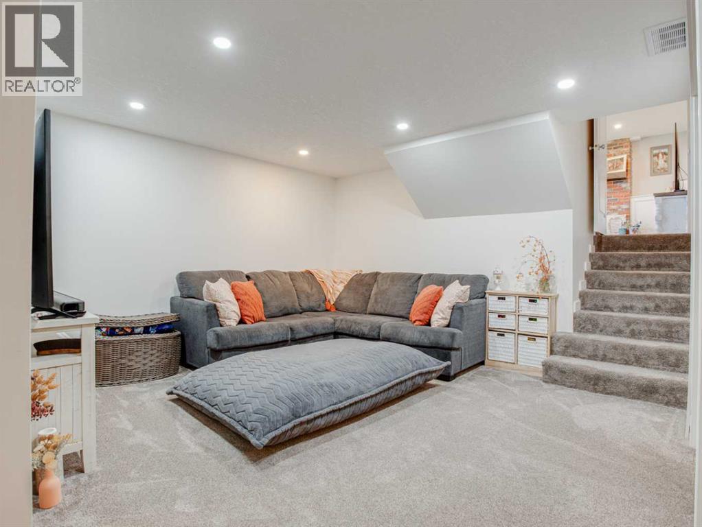 114 Laval Court W, Lethbridge, Alberta  T1K 4G3 - Photo 23 - A2303387