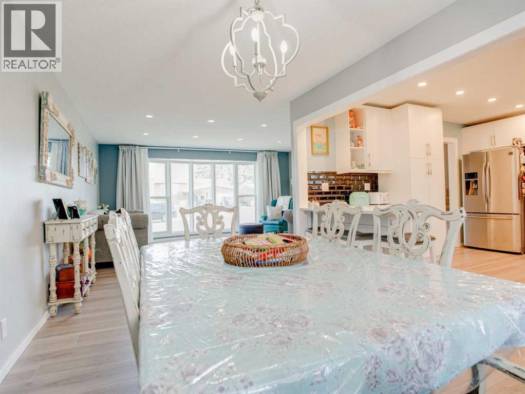 114 Laval Court W, Lethbridge, Alberta  T1K 4G3 - Photo 7 - A2303387