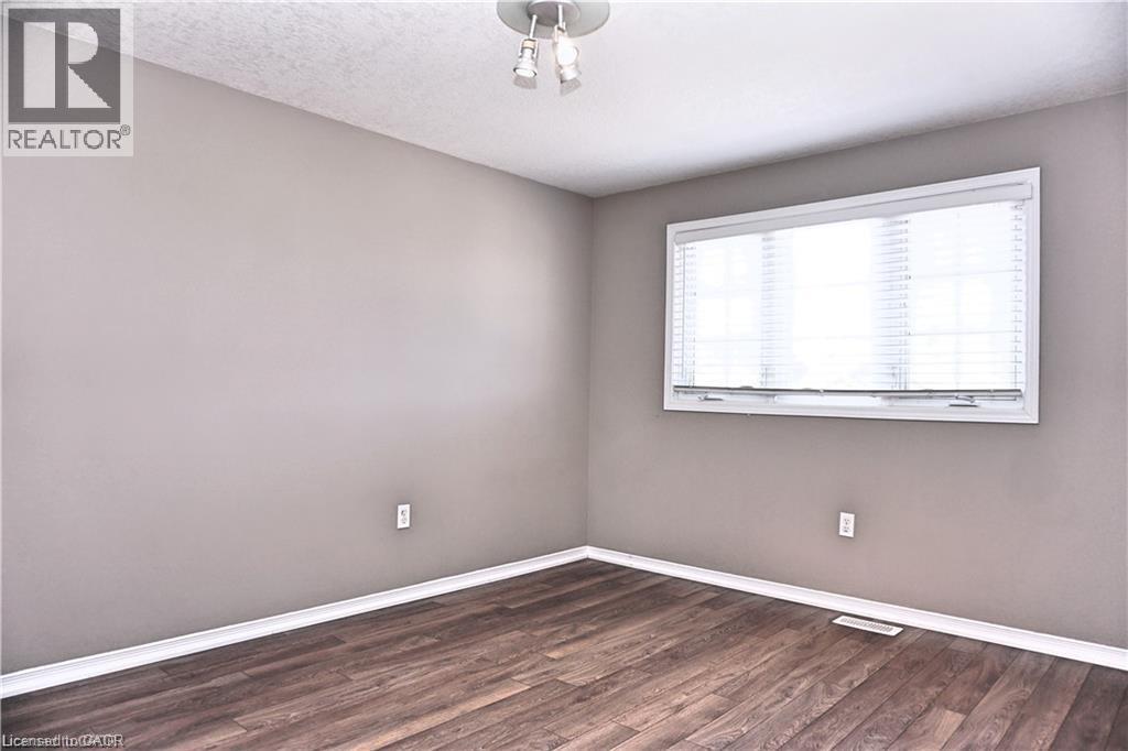 40 Madeleine Street, Kitchener, Ontario  N2R 1V4 - Photo 23 - 40822627