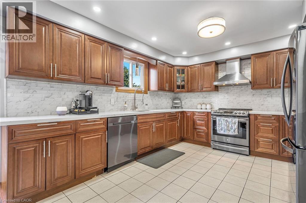 51 Seaton Place Drive, Stoney Creek, Ontario  L8E 3E4 - Photo 3 - 40816784