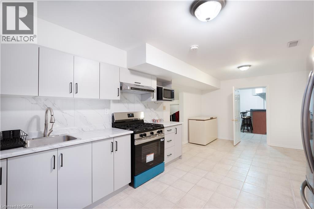 51 Seaton Place Drive, Stoney Creek, Ontario  L8E 3E4 - Photo 4 - 40816784