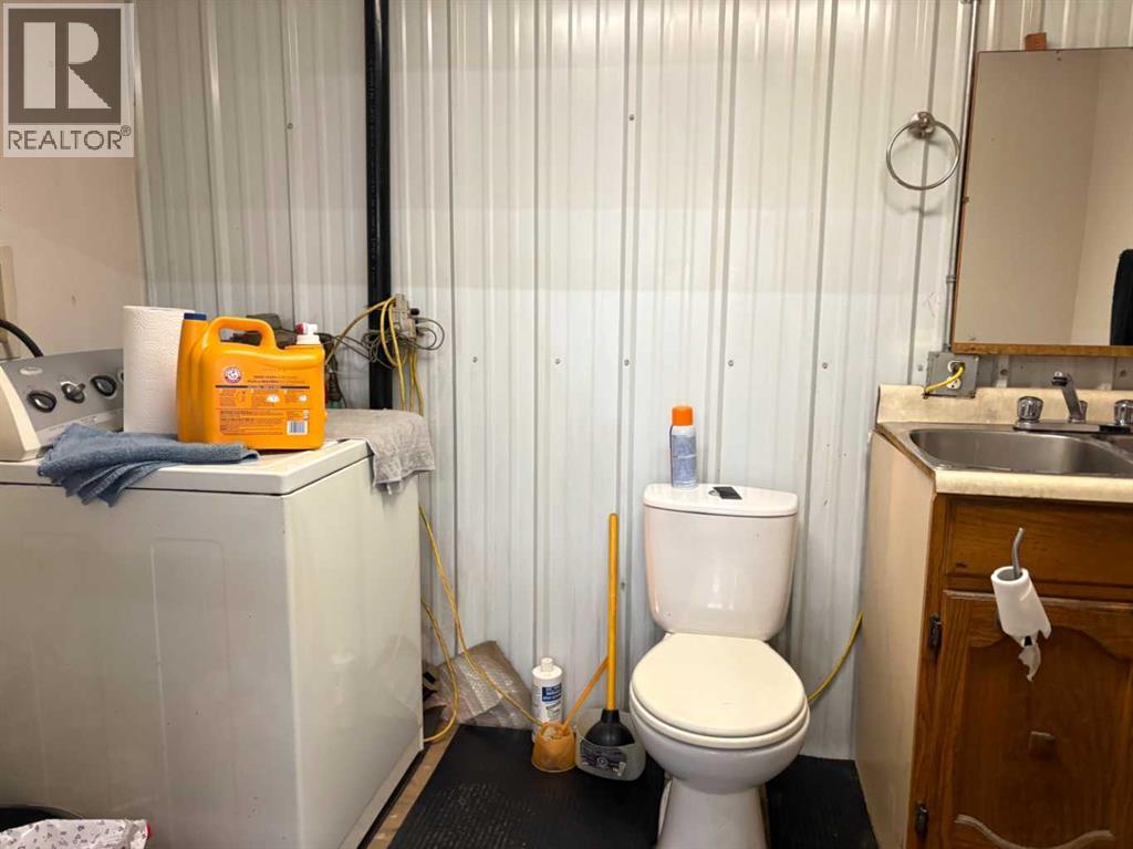 5101 49 Avenue, Dewberry, Alberta  T0B 1G0 - Photo 10 - A2281316