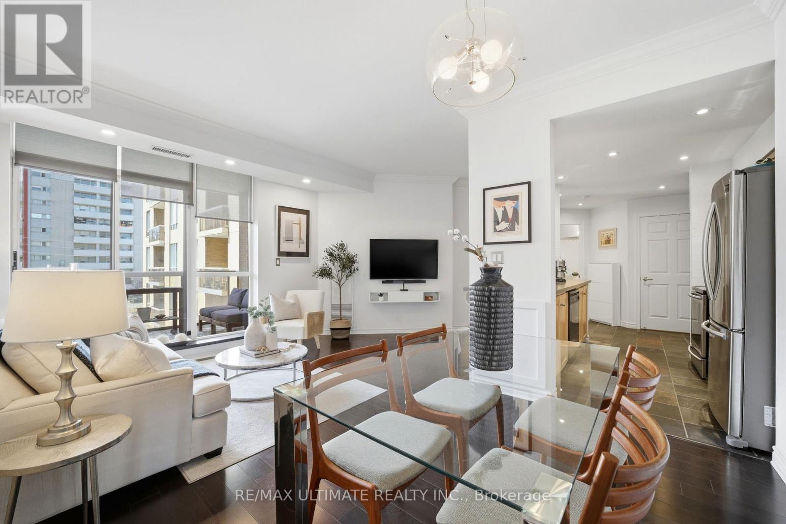 405 - 1750 BAYVIEW AVENUE, Toronto, Ontario