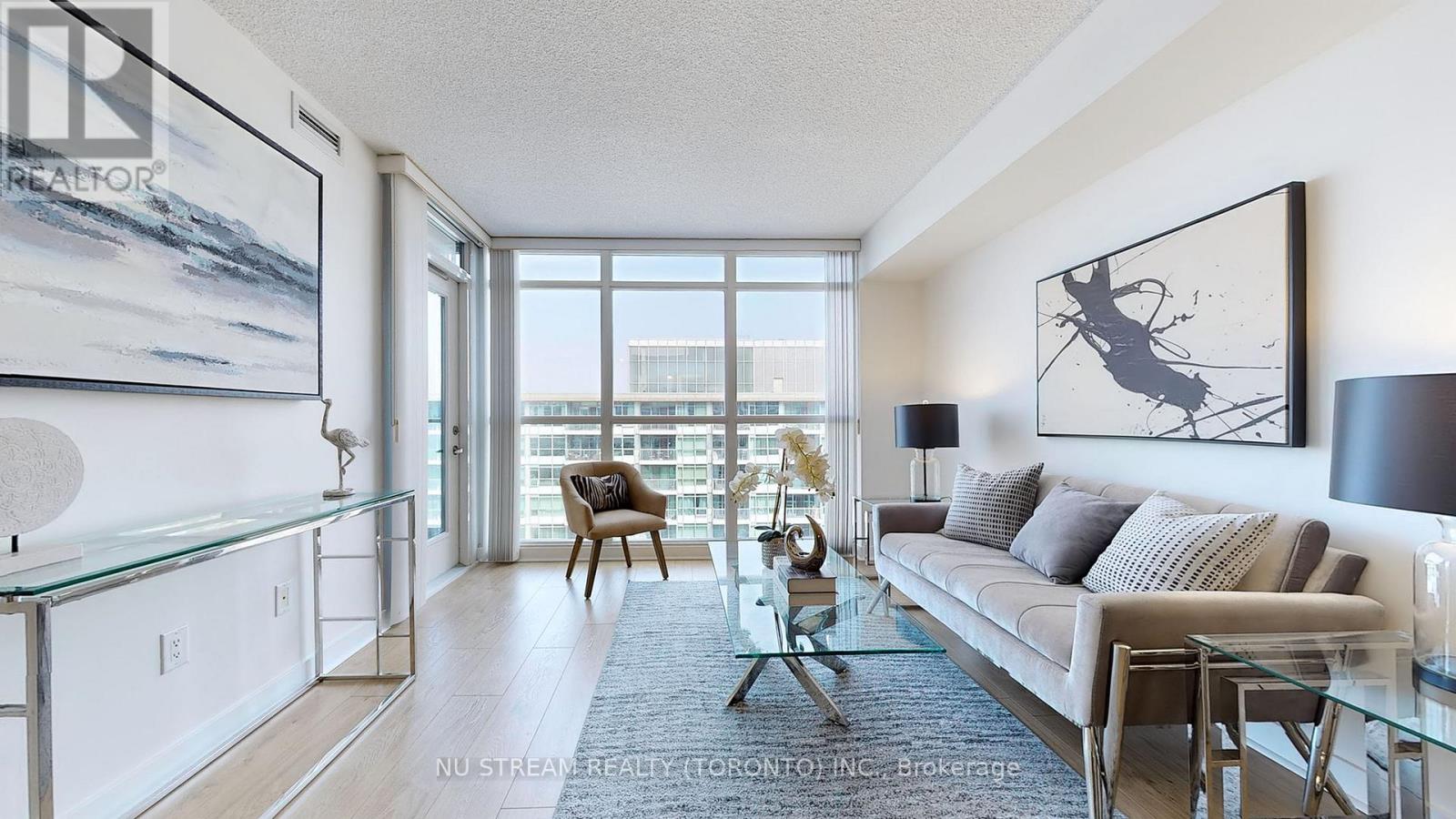 1511 - 19 Singer Court, Toronto, Ontario  M2K 0B2 - Photo 1 - C13022434