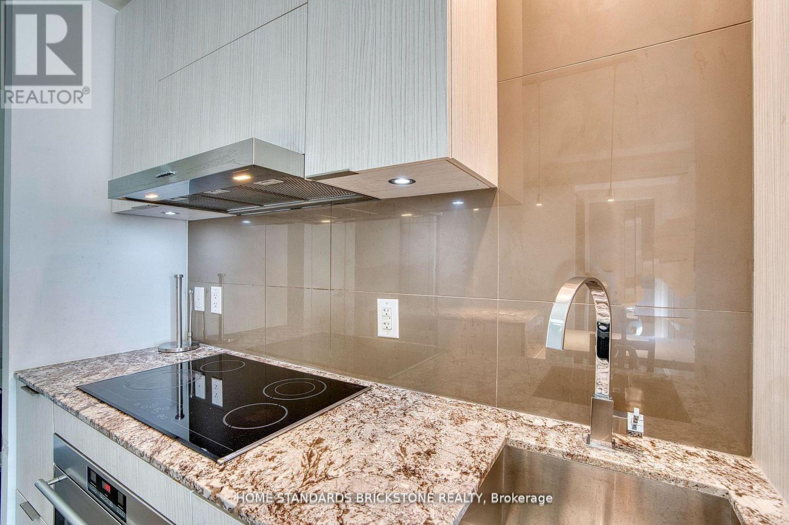 1306 - 1 Bloor Street E, Toronto, Ontario  M4W 0A8 - Photo 7 - C13022454