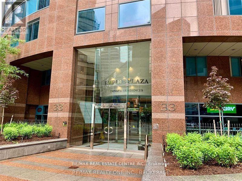 1102 - 33 University Avenue, Toronto, Ontario  M5J 2S7 - Photo 1 - C13022460