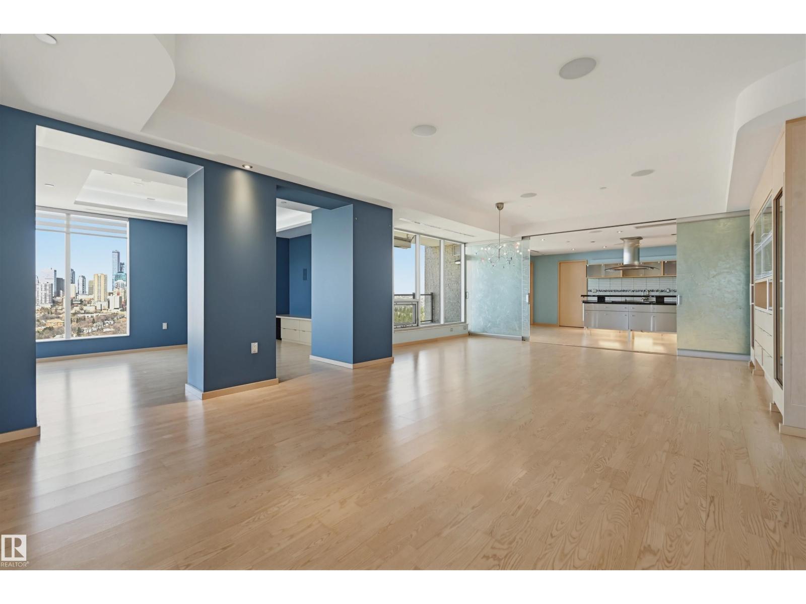 #901 10035 Saskatchewan Dr NW, Edmonton, Alberta  T6E 4R4 - Photo 19 - E4474440