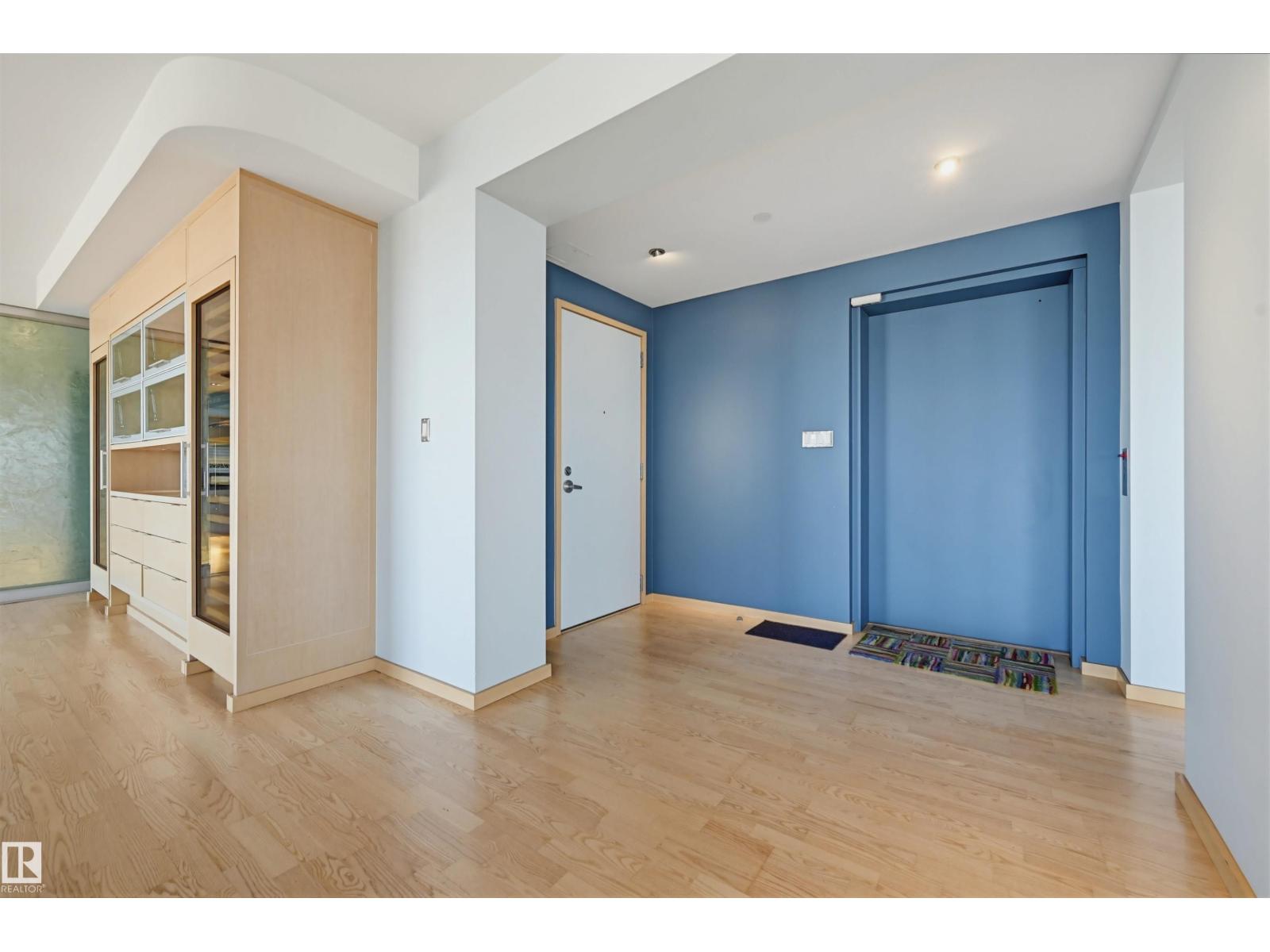 #901 10035 Saskatchewan Dr NW, Edmonton, Alberta  T6E 4R4 - Photo 37 - E4474440