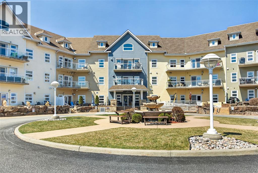 1550 Venetian Boulevard Unit# 310, Point Edward, Ontario  N7T 0A4 - Photo 3 - 26008538