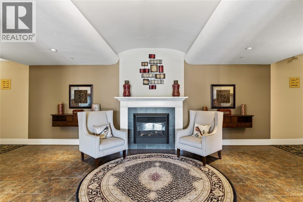 1550 Venetian Boulevard Unit# 310, Point Edward, Ontario  N7T 0A4 - Photo 5 - 26008538