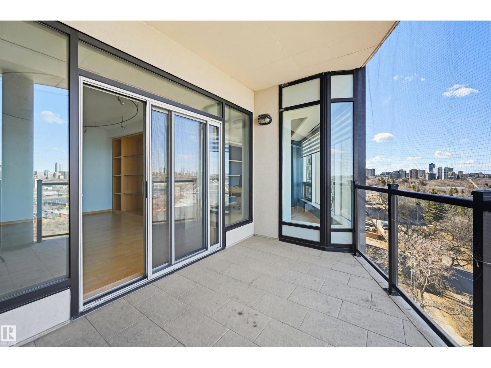 #901 10035 Saskatchewan Dr NW, Edmonton, Alberta  T6E 4R4 - Photo 60 - E4474440