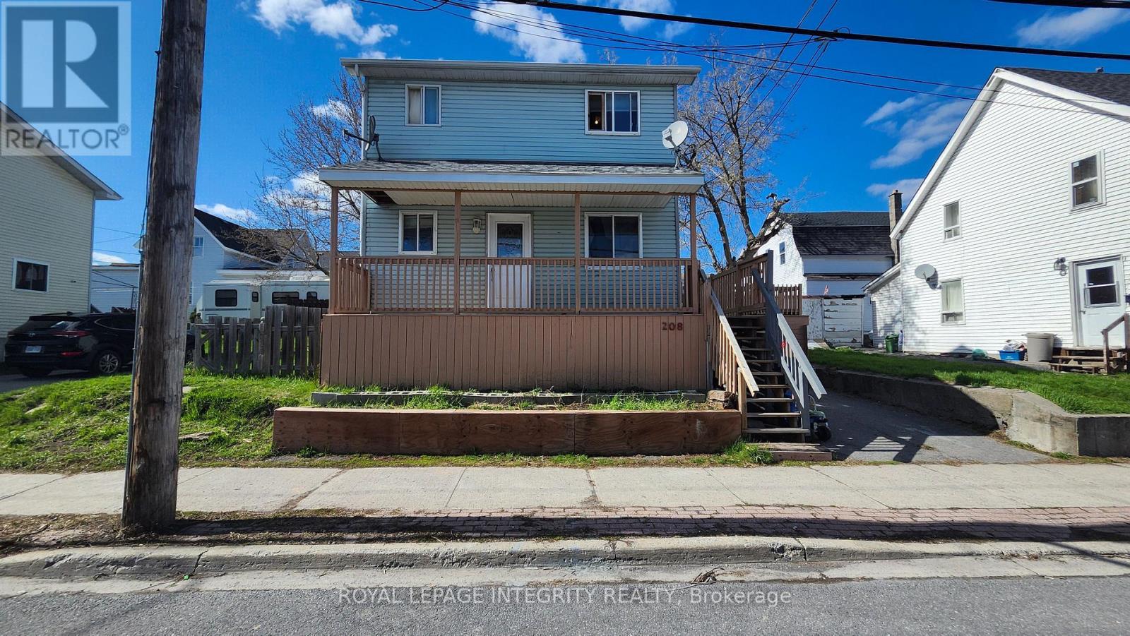 208 PRINCE ALBERT STREET, Cornwall, Ontario