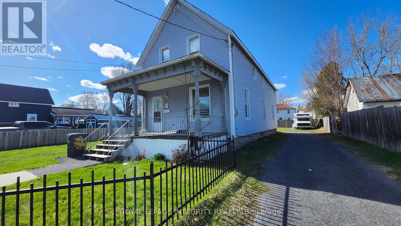 439 3rd Street E, Cornwall, Ontario  K6H 2E6 - Photo 2 - X13017806