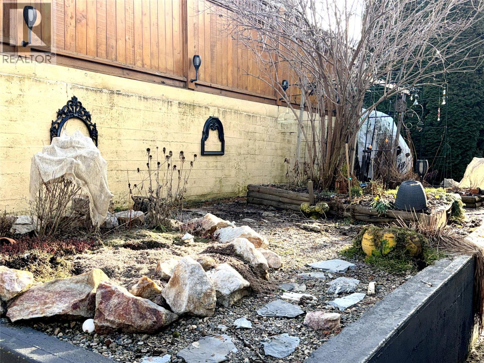 214 Wellington Avenue, Warfield, British Columbia  V1R 2K5 - Photo 61 - 10375596