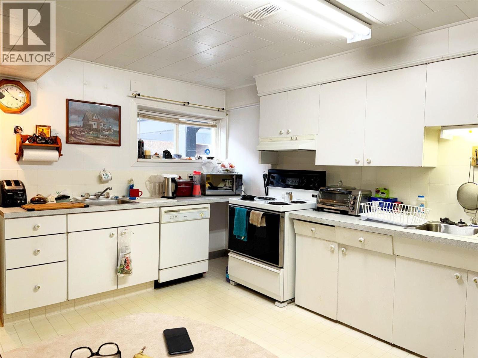 214 Wellington Avenue, Warfield, British Columbia  V1R 2K5 - Photo 31 - 10375596