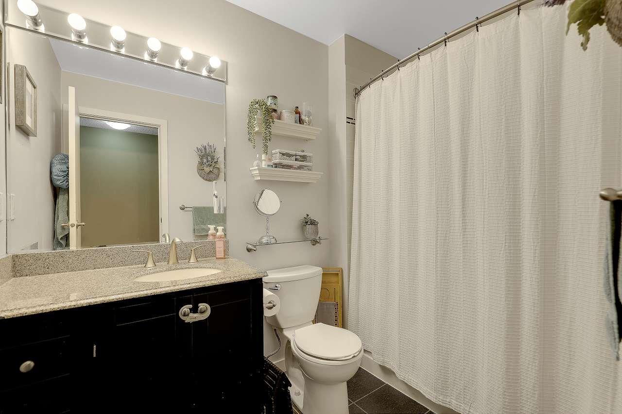 6756 197 Street, Langley, British Columbia  V2Y 1A9 - Photo 2 - R3113473