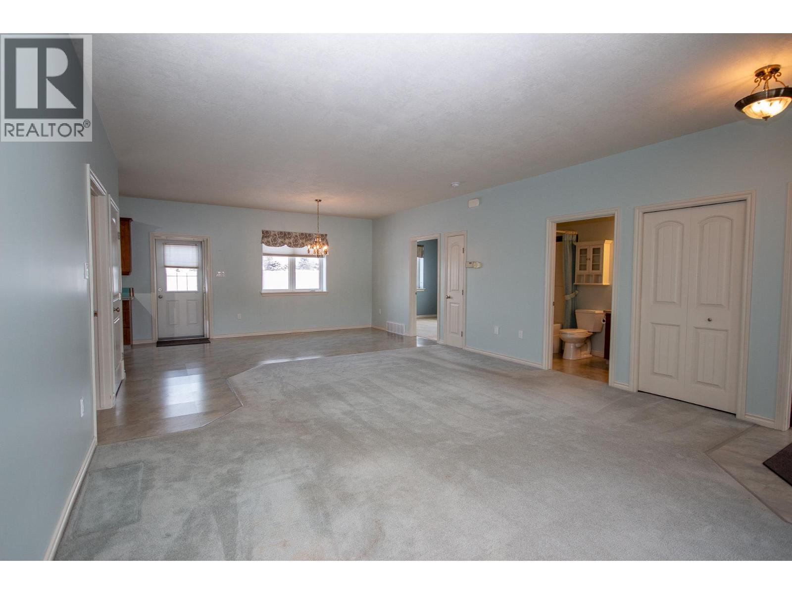 11001 17 Street Unit# 1, Dawson Creek, British Columbia  V1G 0B7 - Photo 7 - 10376792