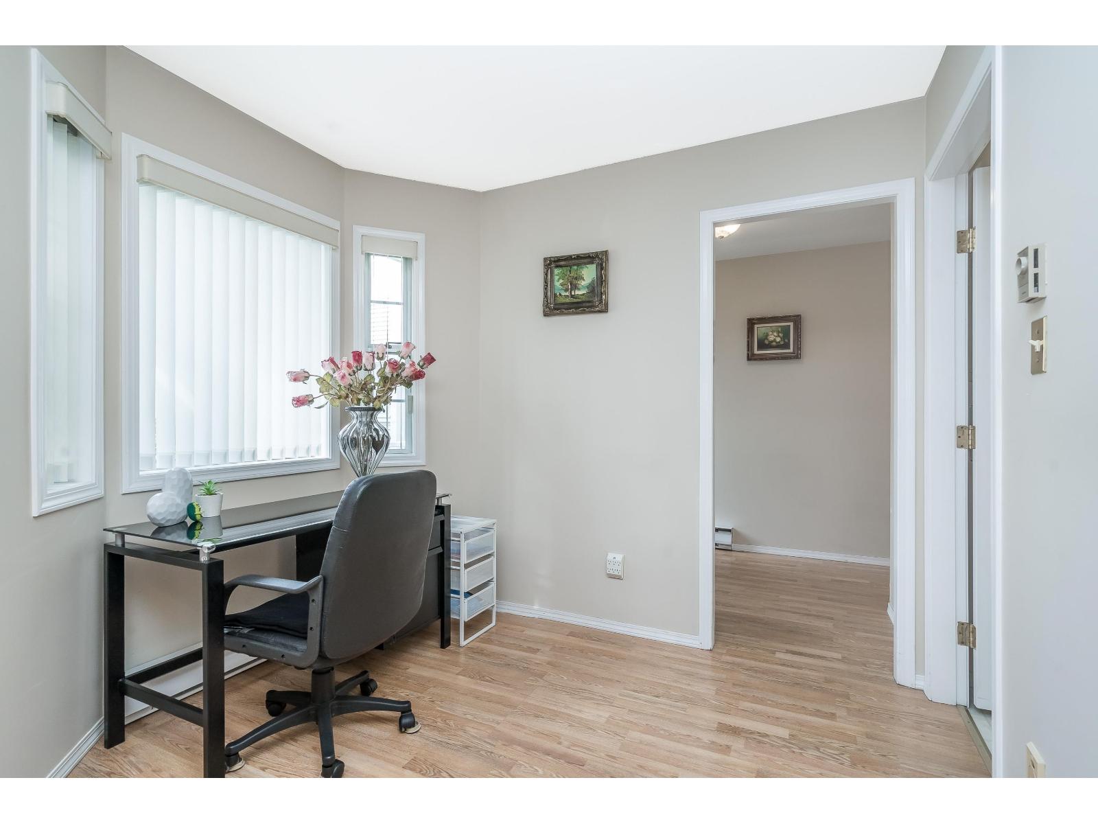 203 9109 154 Street, Surrey, British Columbia  V3R 9G8 - Photo 8 - R3113063