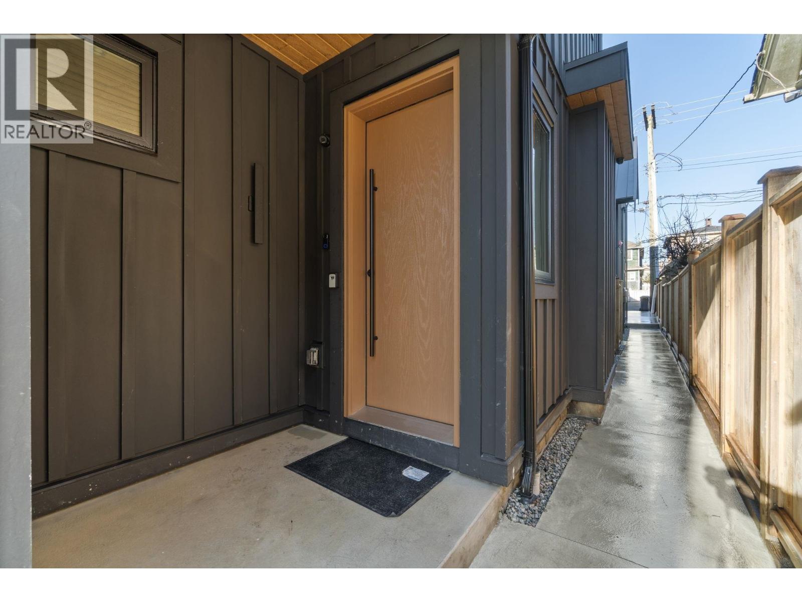 2 1945 E 13th Avenue, Vancouver, British Columbia  V5N 2C3 - Photo 14 - R3108676