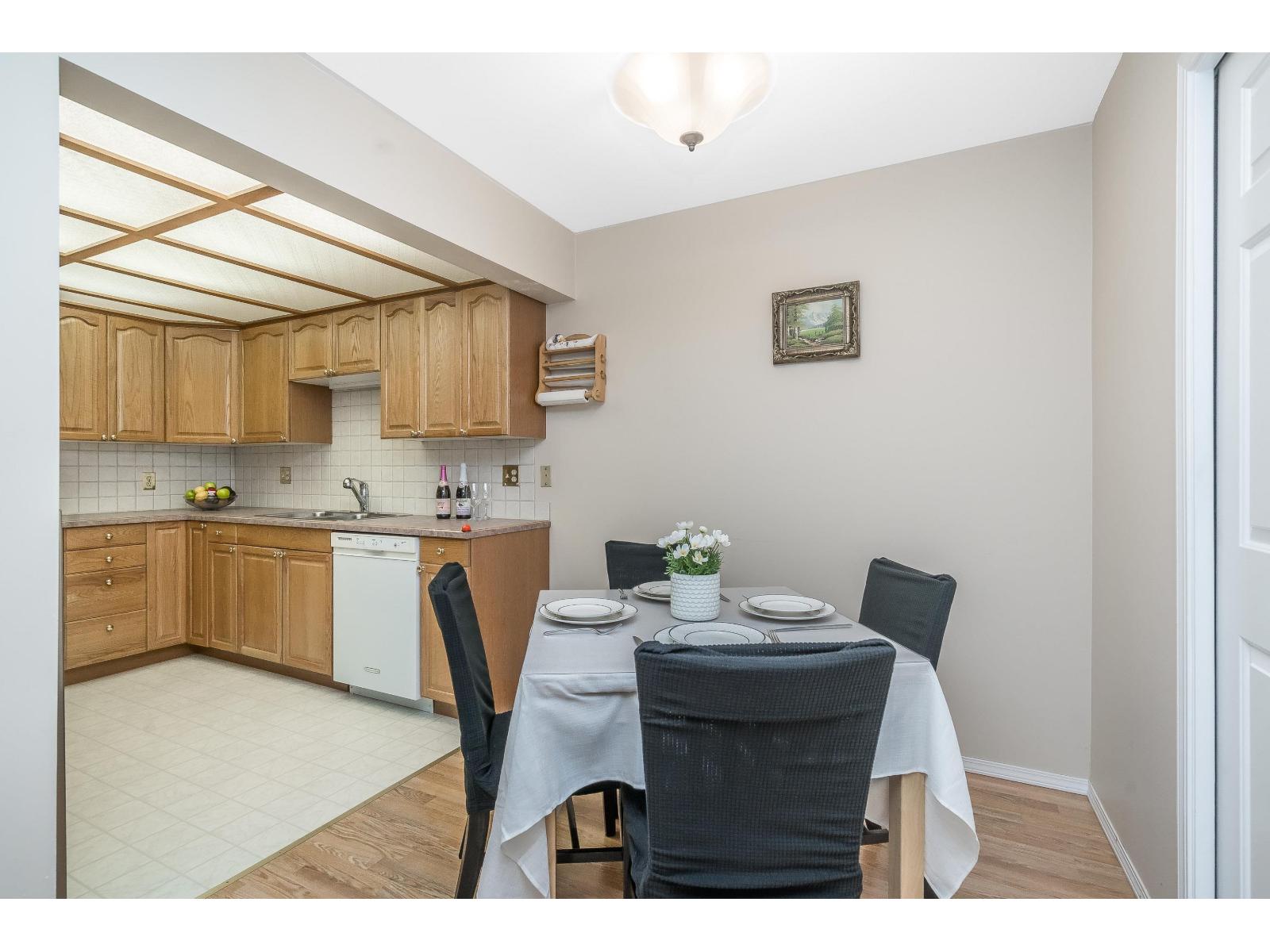 203 9109 154 Street, Surrey, British Columbia  V3R 9G8 - Photo 11 - R3113063