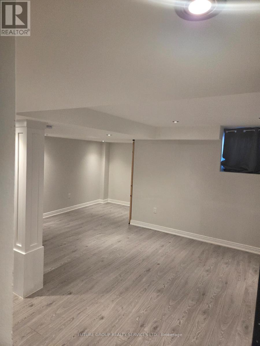 22 Rich Crescent, Whitby, Ontario  L1P 1V8 - Photo 7 - E13022378