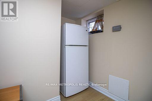 Bsmt - 37 Albacore Crescent, Toronto, Ontario  M1H 2L2 - Photo 9 - E13022422
