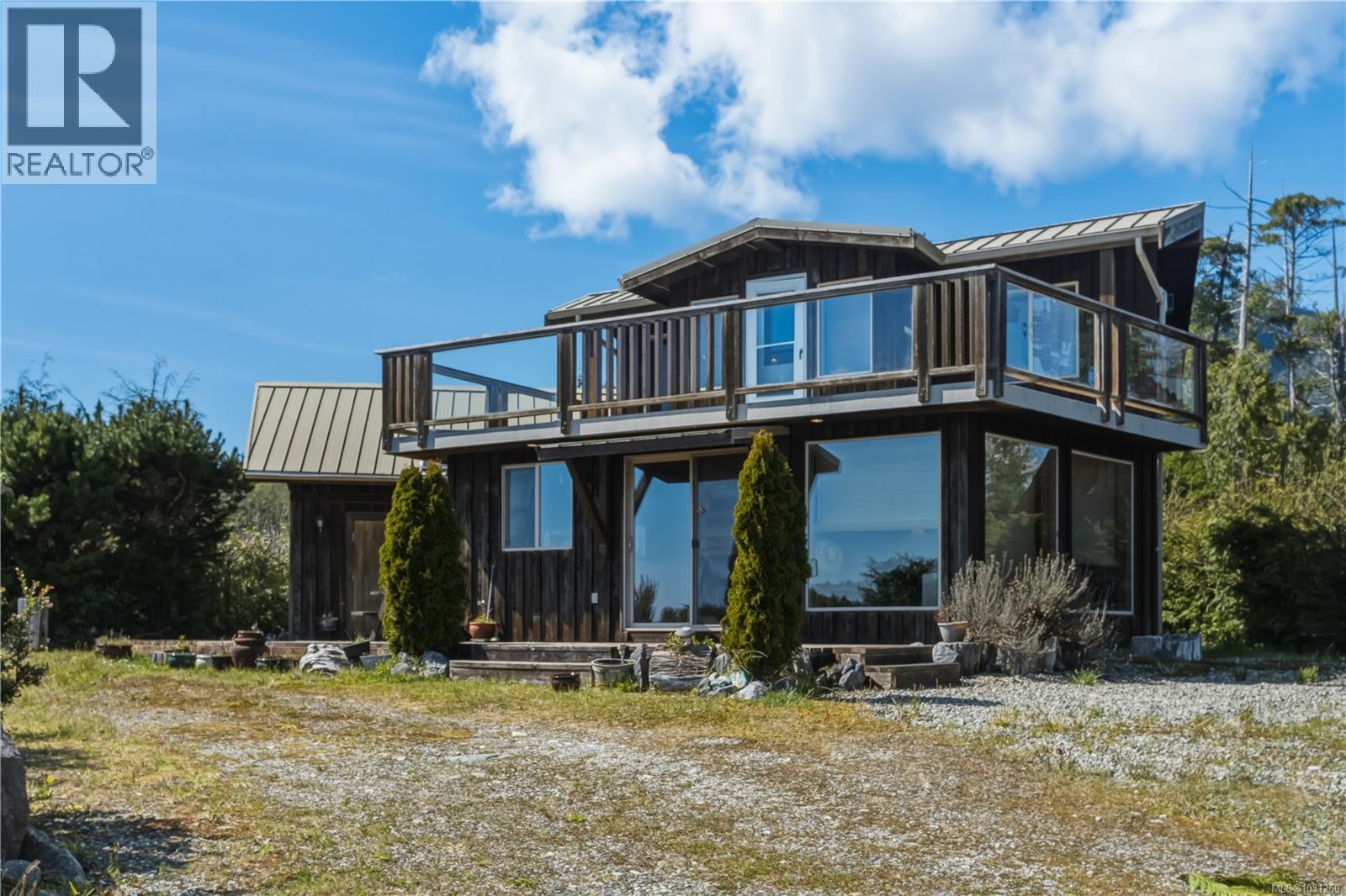 1117 Sixth Ave, Ucluelet, British Columbia