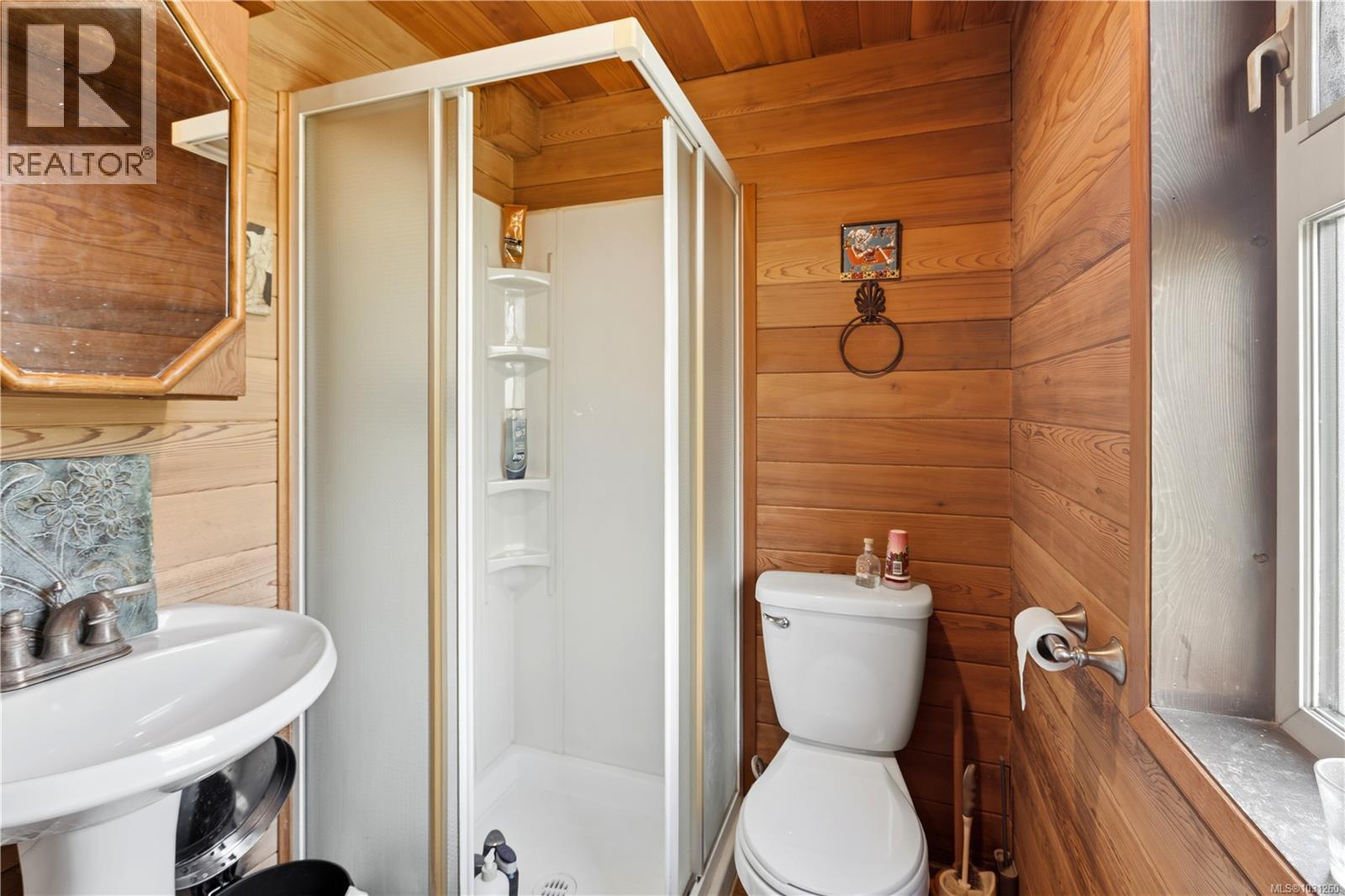 1117 Sixth Ave, Ucluelet, British Columbia  V0R 3A0 - Photo 14 - 1031260