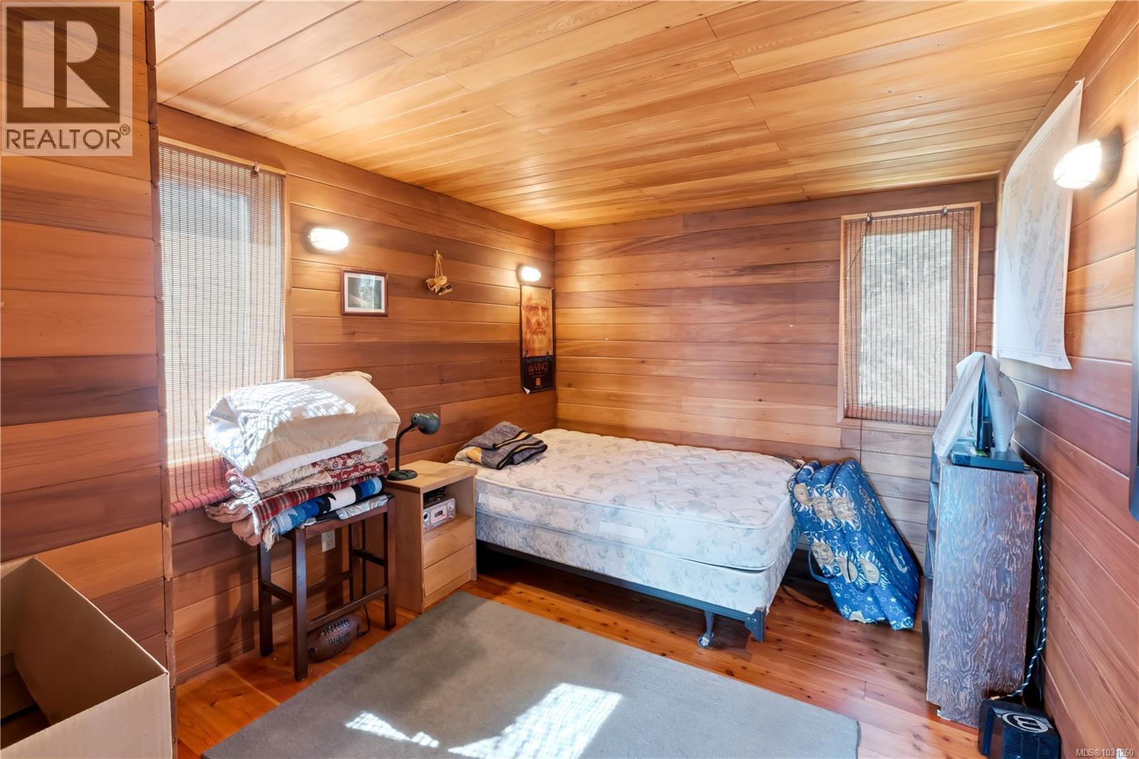 1117 Sixth Ave, Ucluelet, British Columbia  V0R 3A0 - Photo 15 - 1031260