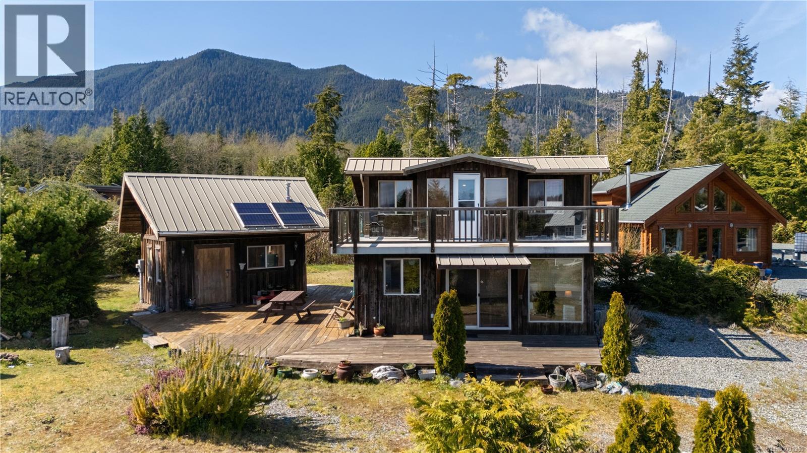 1117 Sixth Ave, Ucluelet, British Columbia  V0R 3A0 - Photo 20 - 1031260