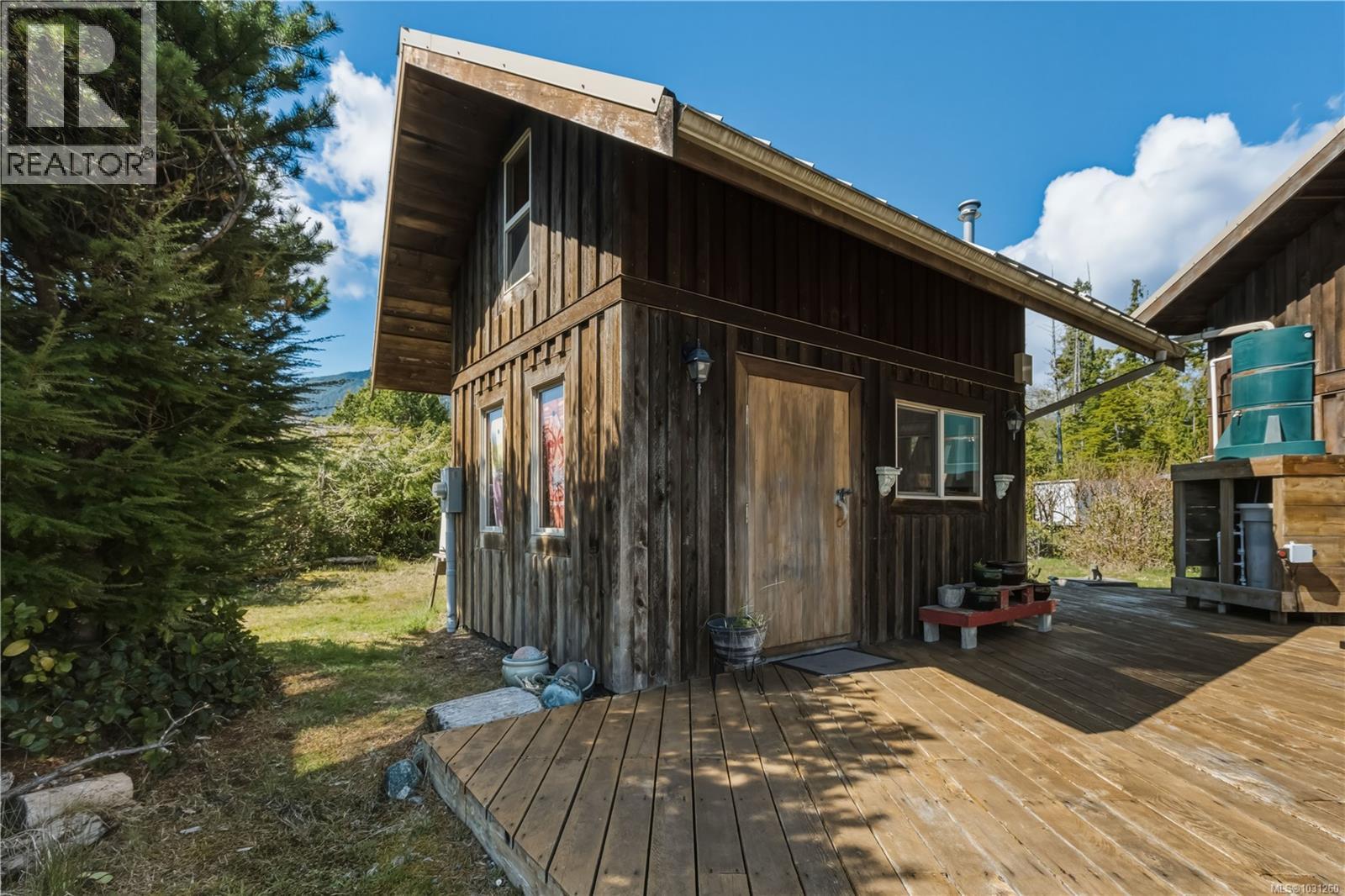 1117 Sixth Ave, Ucluelet, British Columbia  V0R 3A0 - Photo 21 - 1031260