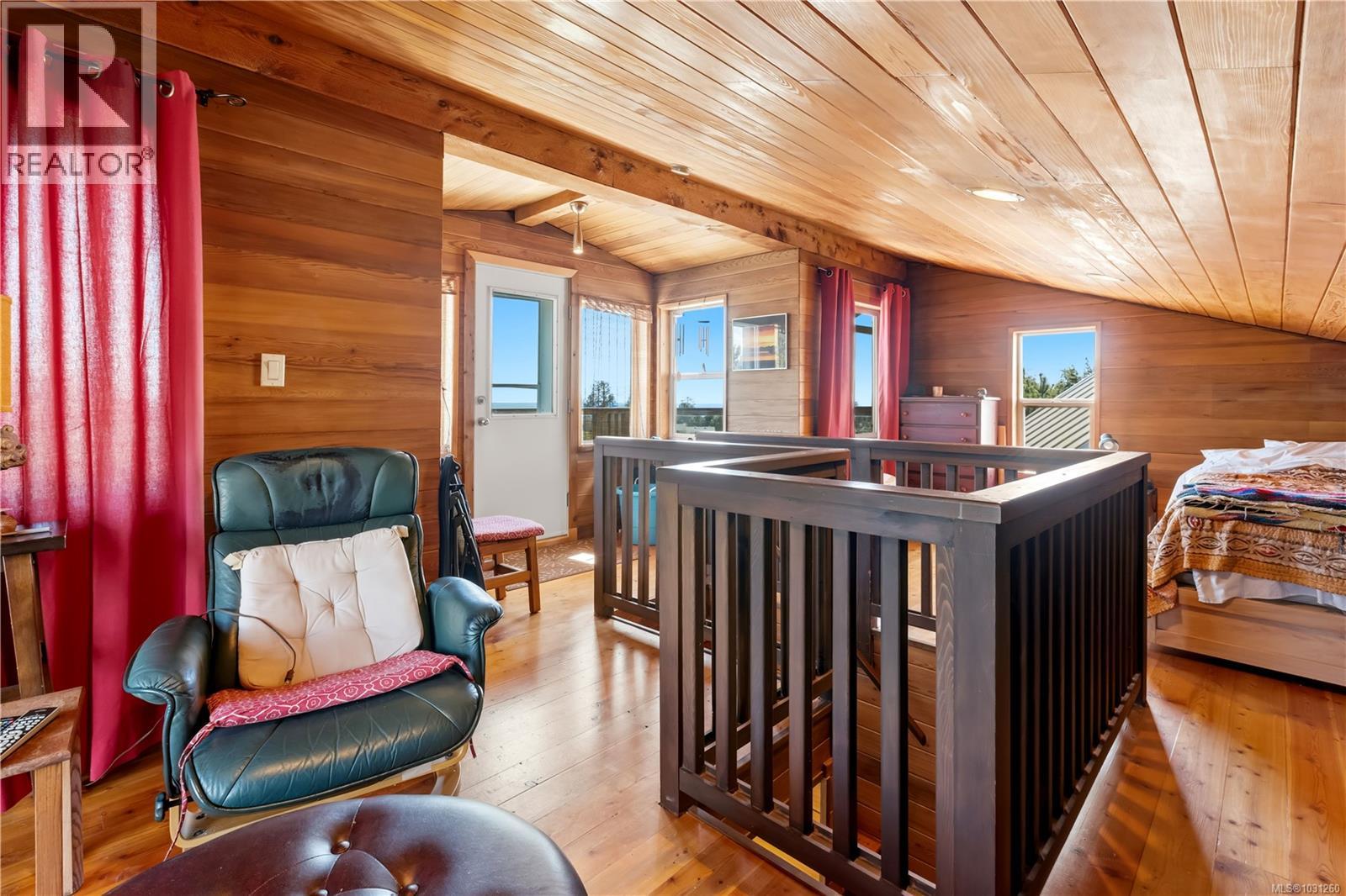 1117 Sixth Ave, Ucluelet, British Columbia  V0R 3A0 - Photo 7 - 1031260