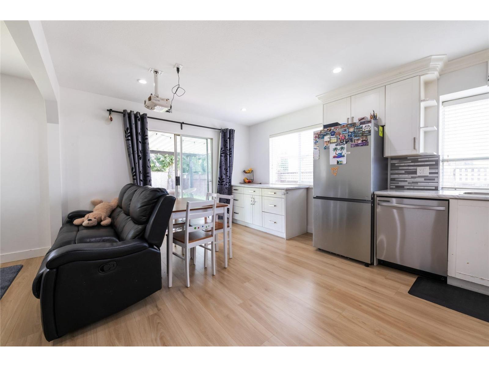 16954 60 Avenue, Surrey, British Columbia  V3S 1T2 - Photo 8 - R3113478