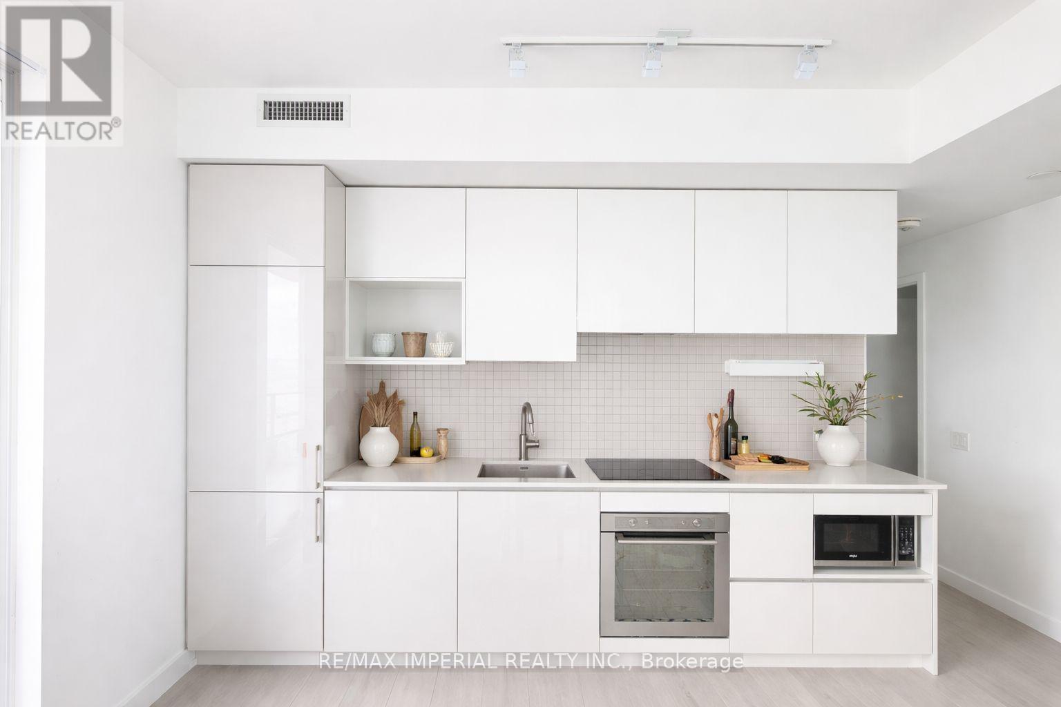 4602 - 950 Portage Parkway, Vaughan, Ontario  L4K 0J7 - Photo 11 - N13022408