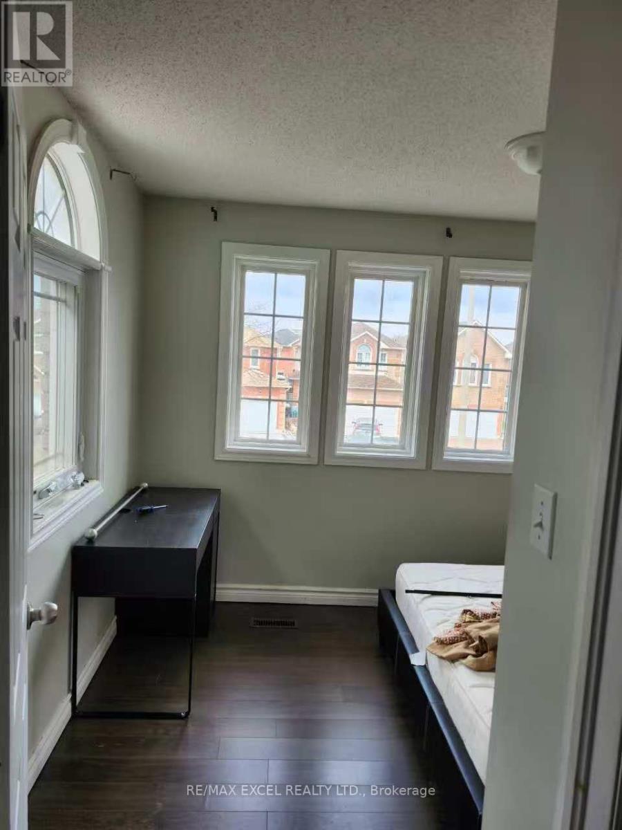 79 Greensboro Drive, Markham, Ontario  L3R 0V5 - Photo 1 - N13022412