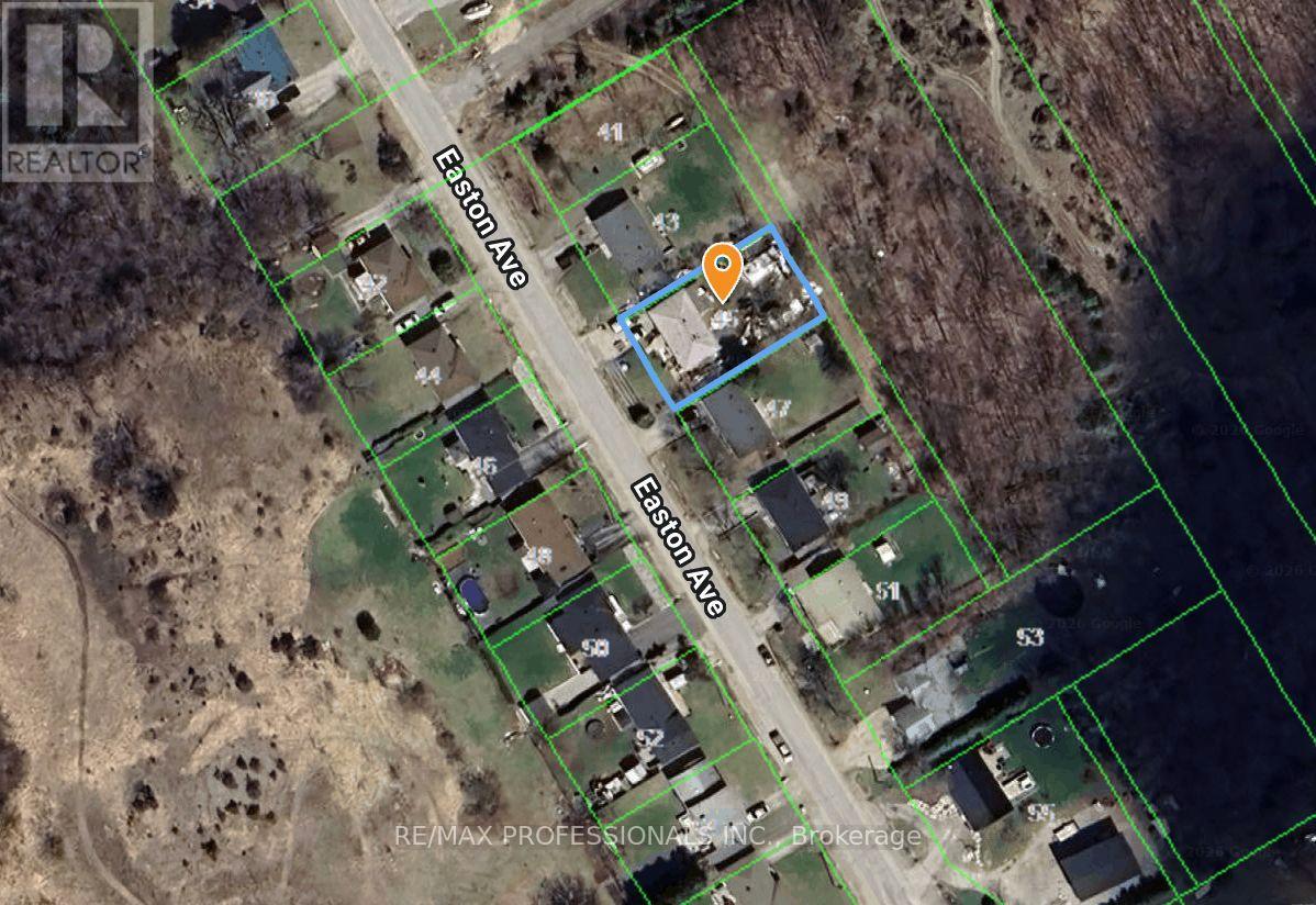 45 Easton Avenue, Tay, Ontario  L0K 1R0 - Photo 4 - S13022466