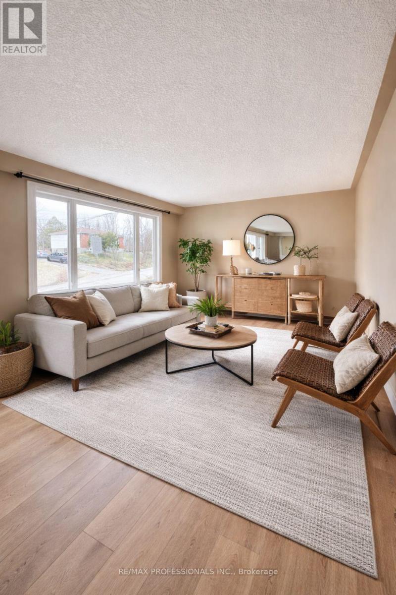 45 Easton Avenue, Tay, Ontario  L0K 1R0 - Photo 9 - S13022466