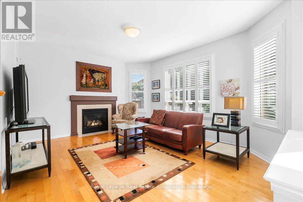 1578 French Gardens, Milton, Ontario  L9T 5L5 - Photo 7 - W13022366